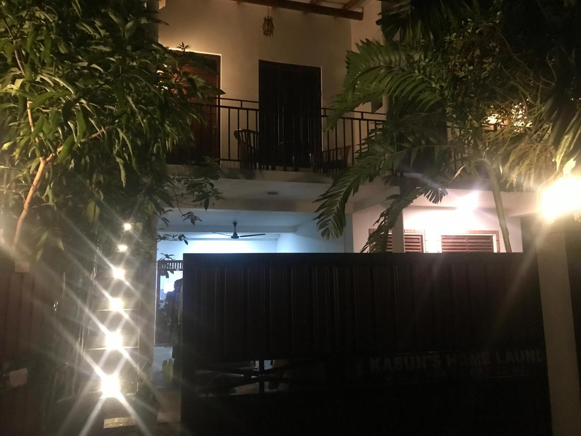 Flip Flop Inn Mirissa Luaran gambar